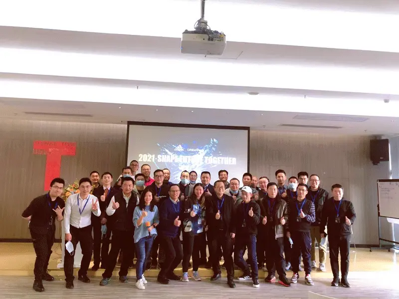 Held a Joint Salon Shape Future Together Held a Joint Salon Shape Future Together